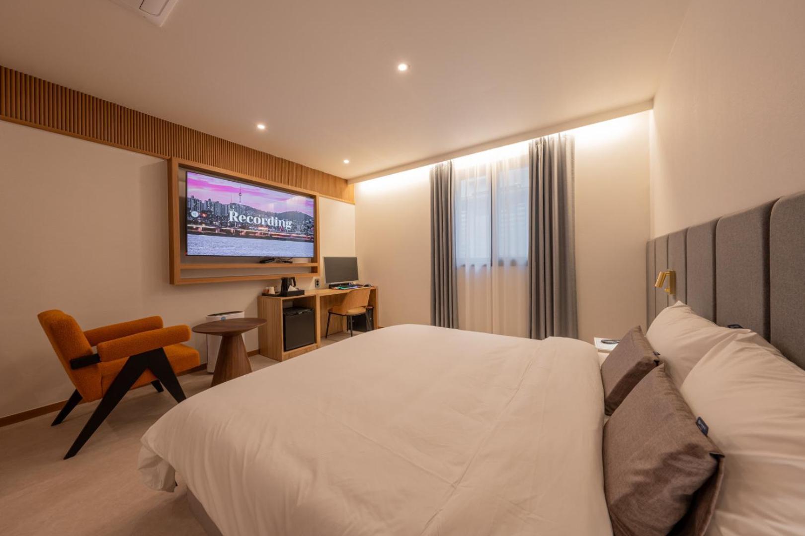 H-Avenue Hotel Munhyeon Пусан Екстер'єр фото