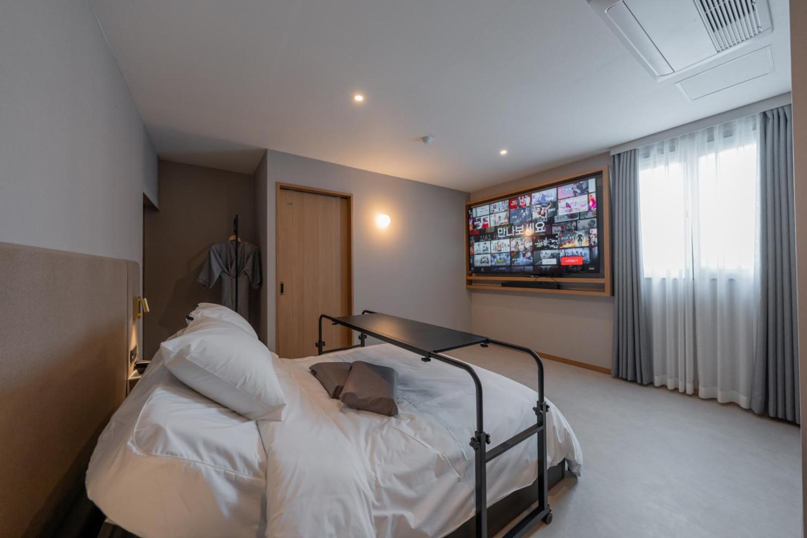 H-Avenue Hotel Munhyeon Пусан Екстер'єр фото